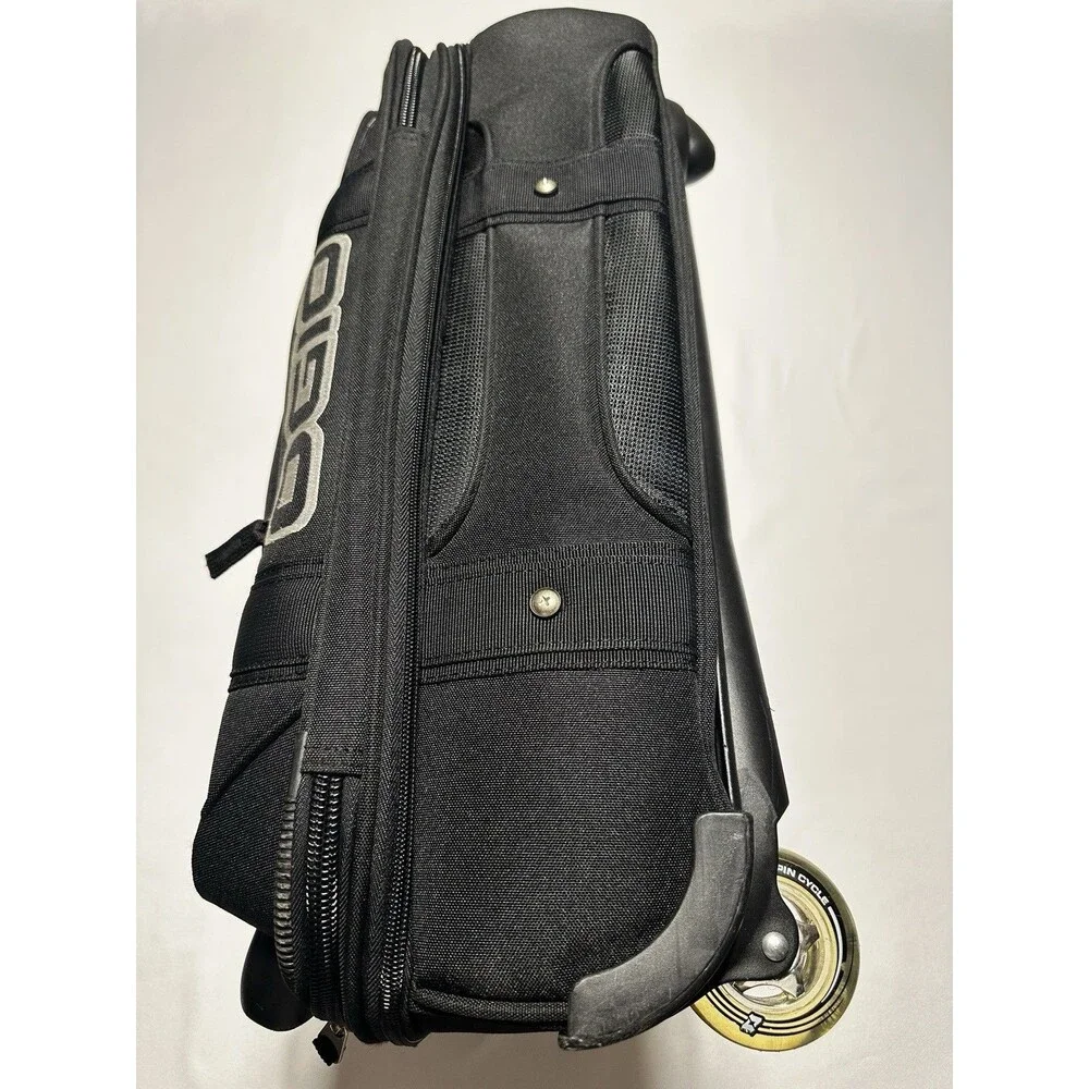 Patron Tequila OGIO Layover Luggage Rolling Suitcase Carry-On Alcohol Rare READ